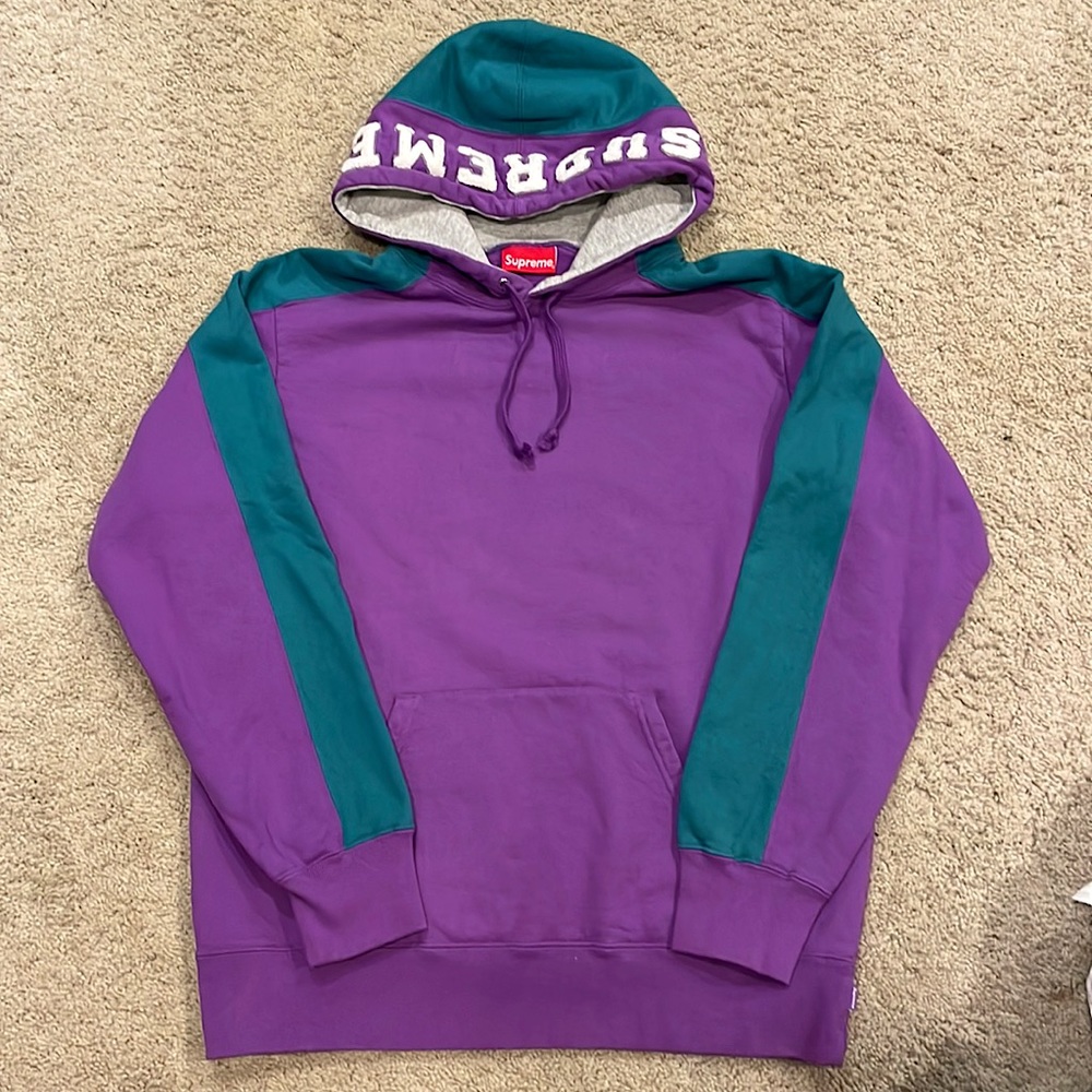 BRAND NEW NEVER WORN 100% AUTHENTIC Supreme Purple & Teal Hoodie Size Large
